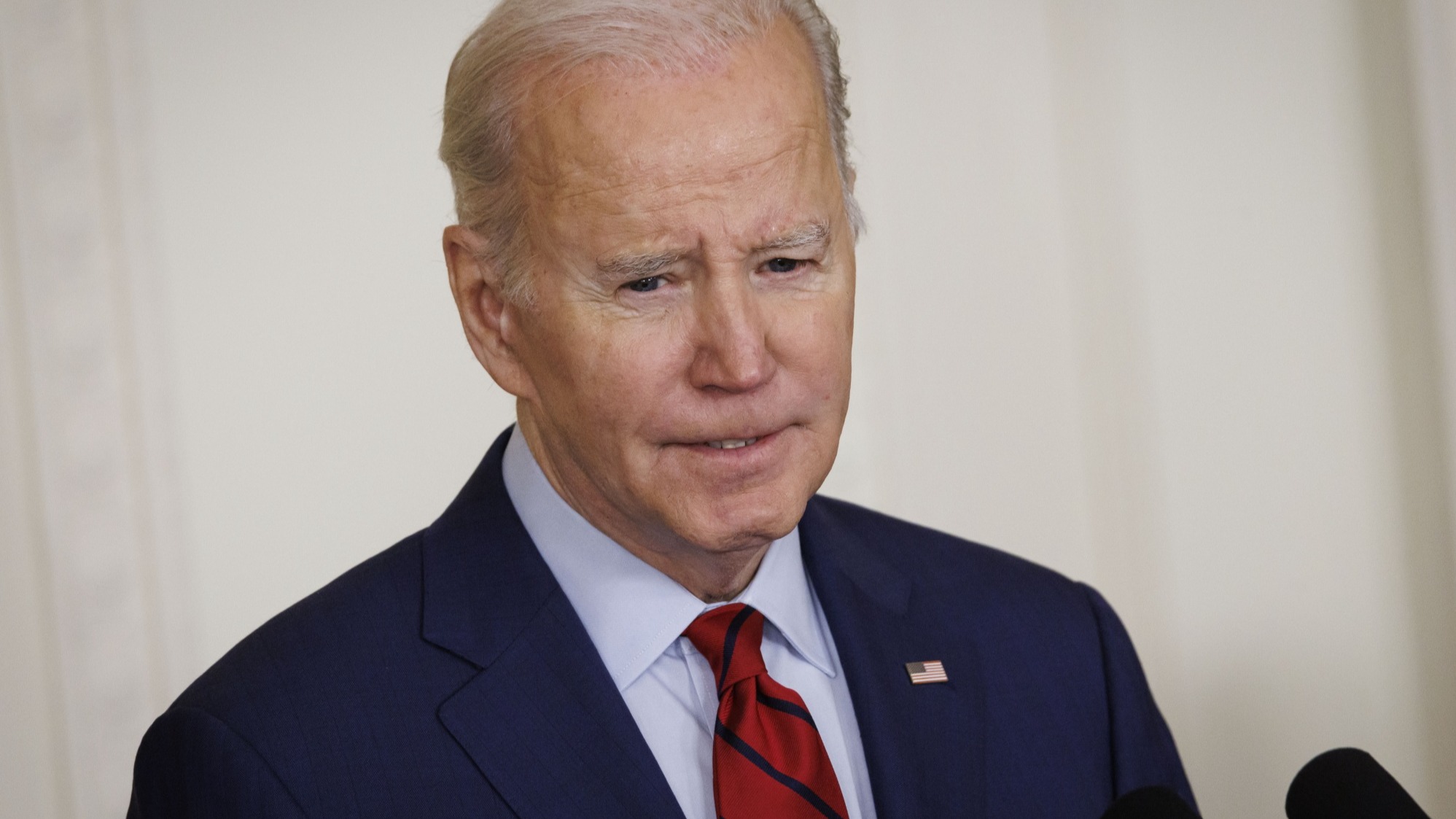US President Joe Biden supports the controversial Willow  Alaska 
 oil drilling project, saying it goes against the Democratic president's promises. 