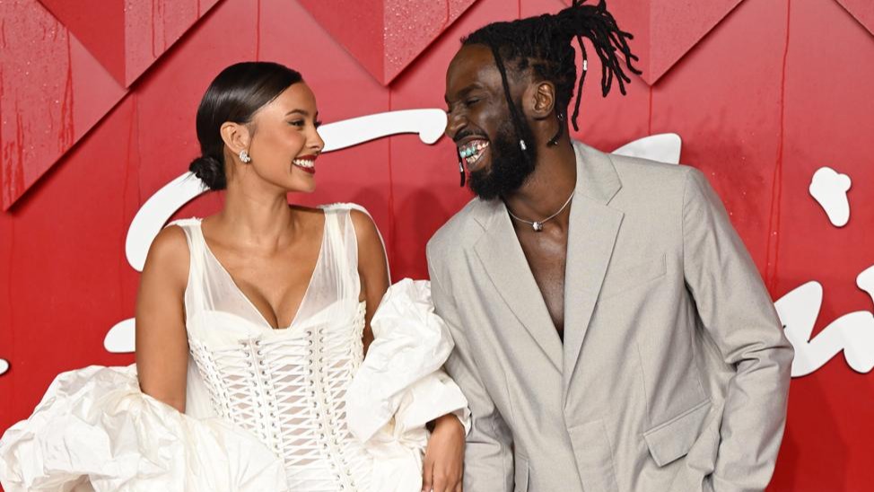 "Rihanna and A$AP Rocky Steal the Show on the Red Carpet at the UK Fashion Awards"