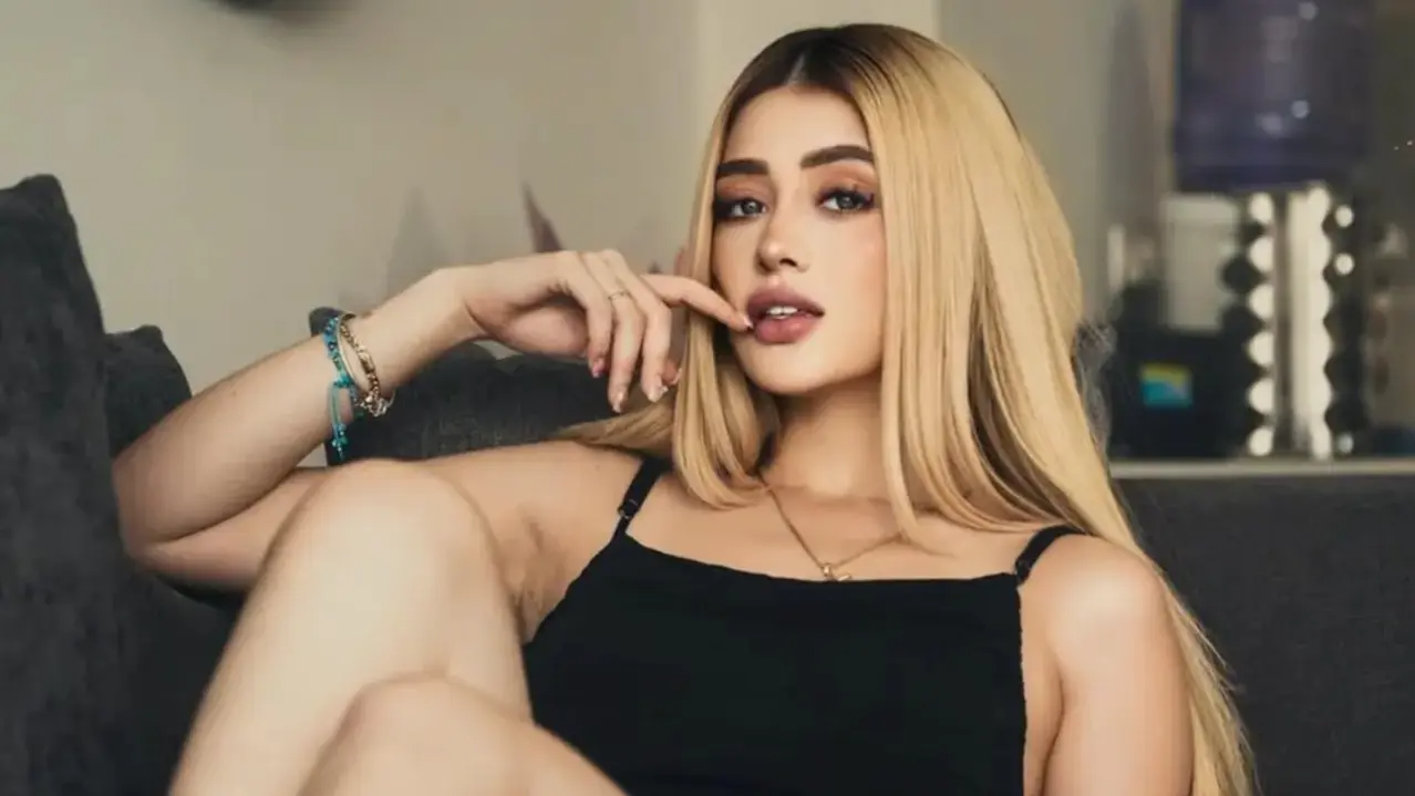 "Mexican Influencer Valeria Márquez Fatally Shot During TikTok Livestream in Guadalajara"