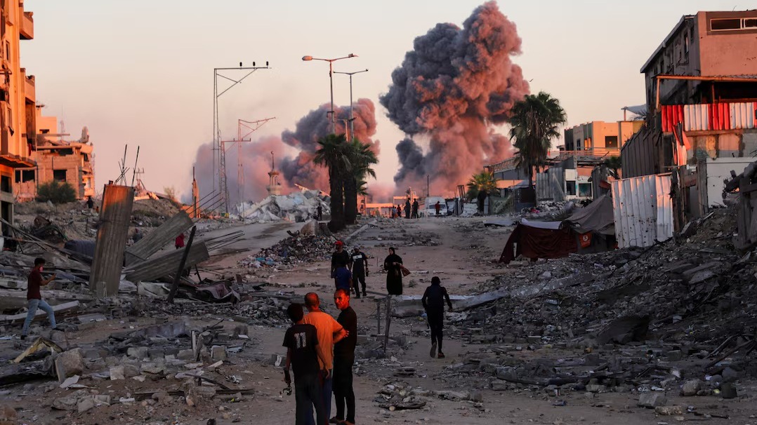 The Unresolved Questions Surrounding Gaza's Future Governance and the Disarmament of Hamas Following the Initial Truce