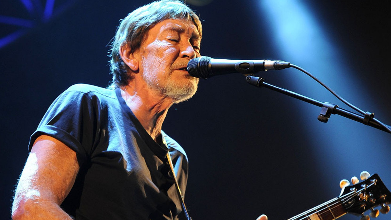 Driving Home for Christmas Singer Chris Rea Dies at 74: Tributes Pour In