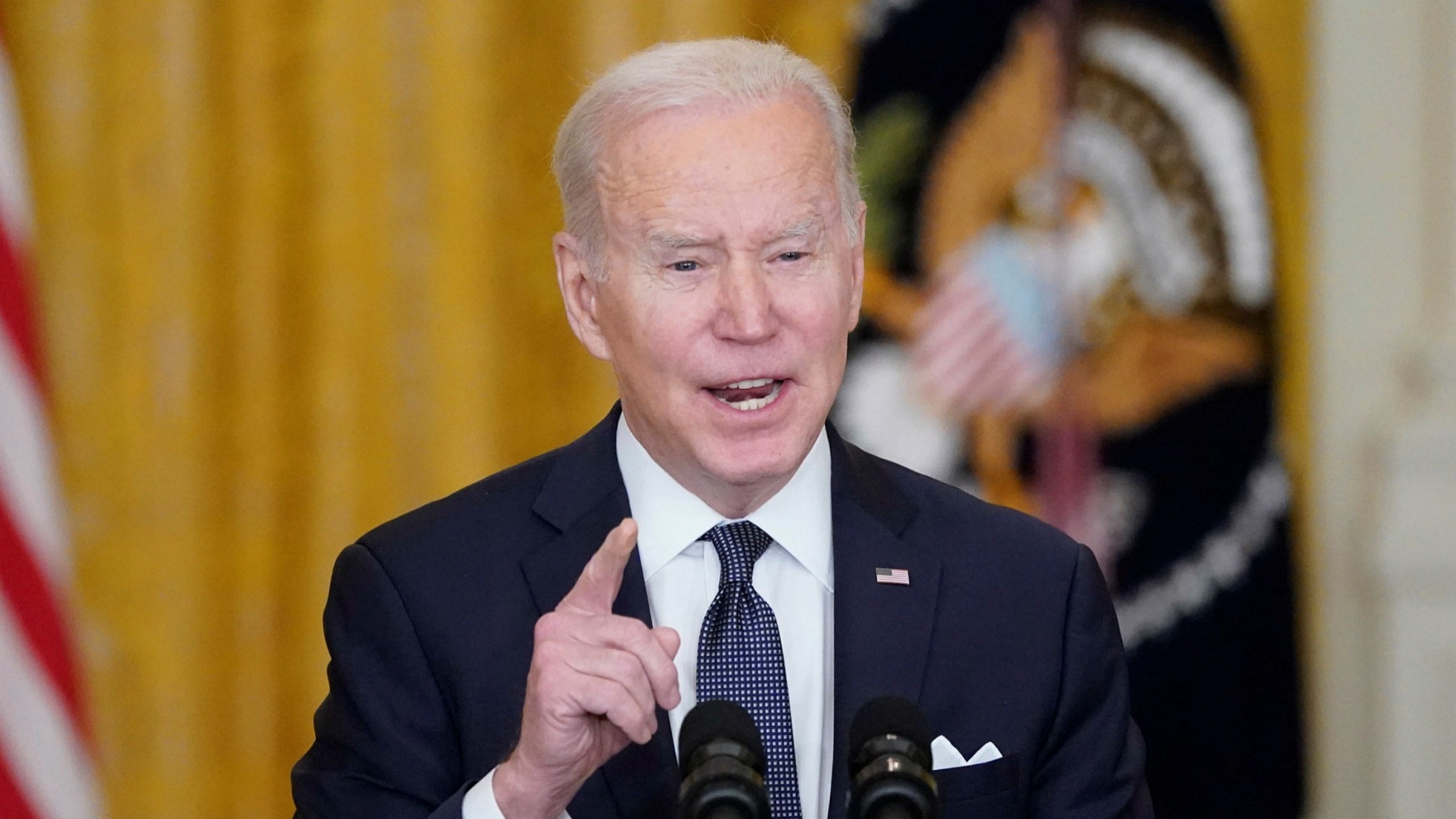 Biden Plans Boycotts on Russian Lawmakers as He Heads to Europe