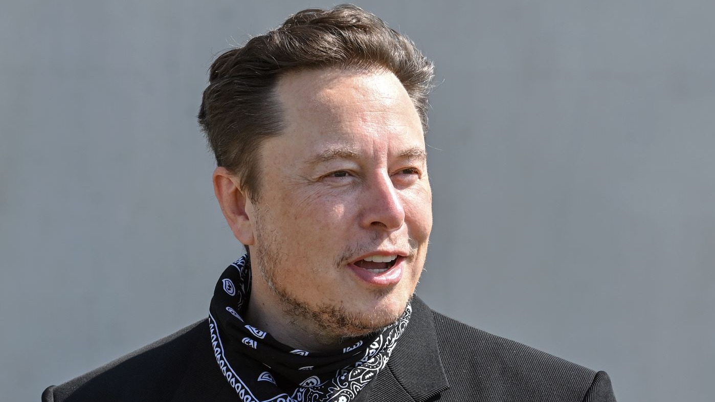 According to Musk, Twitter sees "easy spending" for businesses and governments