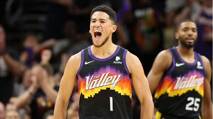 NBA: Phoenix Suns and Miami Heat lead 2-0 in playoffs